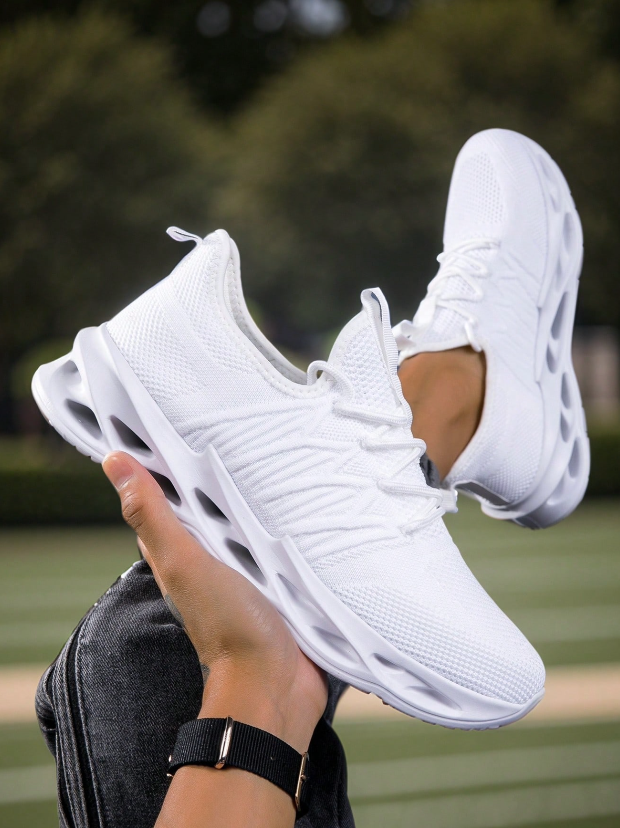 Solid Color Casual Sneakers